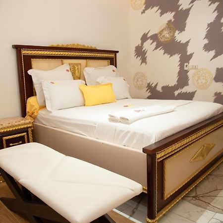 Residence Le Sommet - Chambre Versace Douala Exterior photo